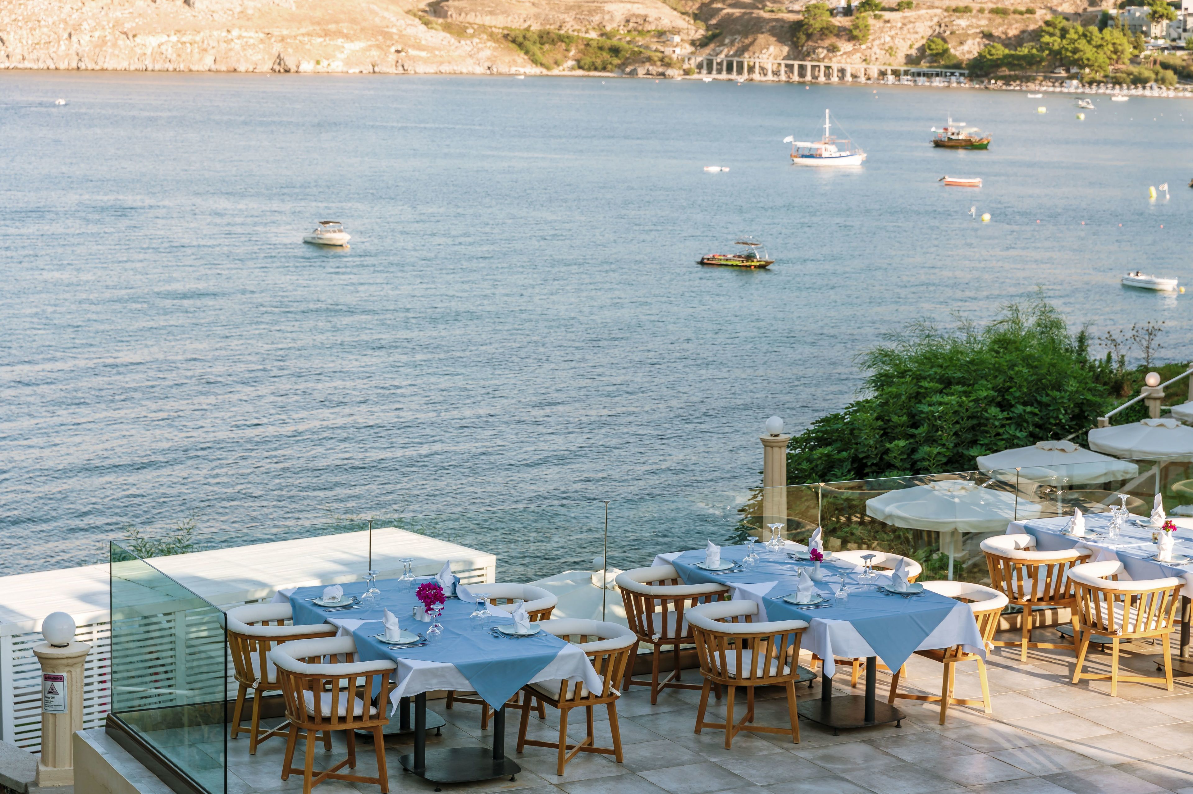 4 restaurants, breakfast, lunch, dinner served; Mediterranean cuisine