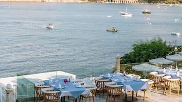 4 restaurants, breakfast, lunch, dinner served; Mediterranean cuisine