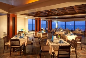 Couples dining
