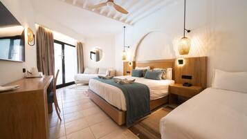 خزنة داخل الغرفة وواي فاي مجانًا وملاءات أسرّة