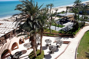 Private beach, white sand, water skiing, windsurfing - Vincci Safira Palms (Zarzis)