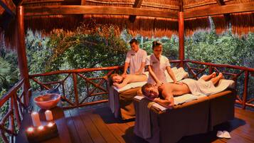 Couples treatment room(s), sauna, hot tub, steam room