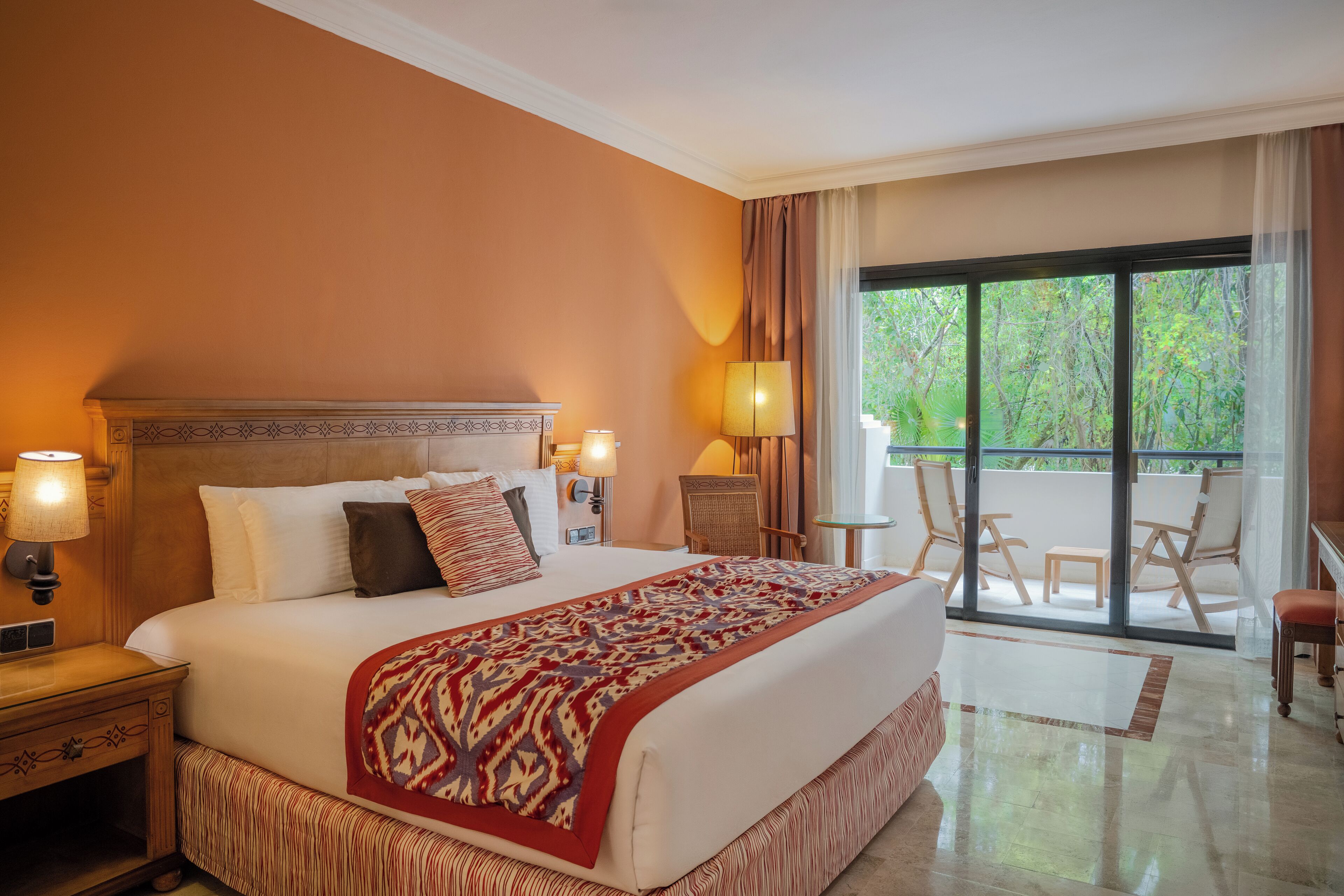 Down comforters, minibar, in-room safe, desk