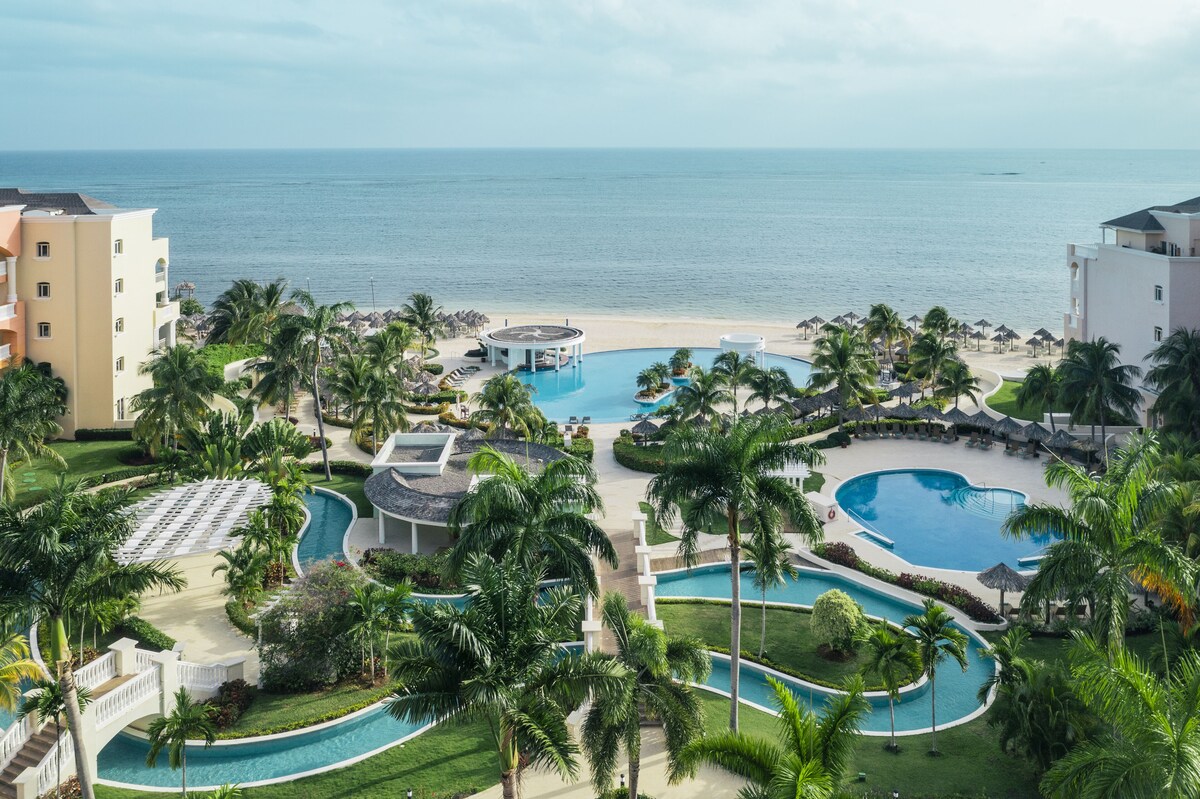 Aerial view - Iberostar Selection Rose Hall Suites - All Inclusive (Montego Bay)