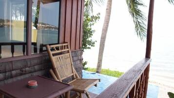 Standard Bungalow, 1 Double Bed, Beachside | Terrace/patio