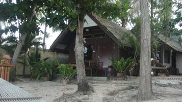 Standard Bungalow, 1 Double Bed, Beachside | Exterior