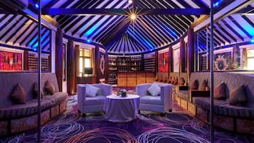 5 μπαρ/lounge, μπαρ δίπλα στην πισίνα