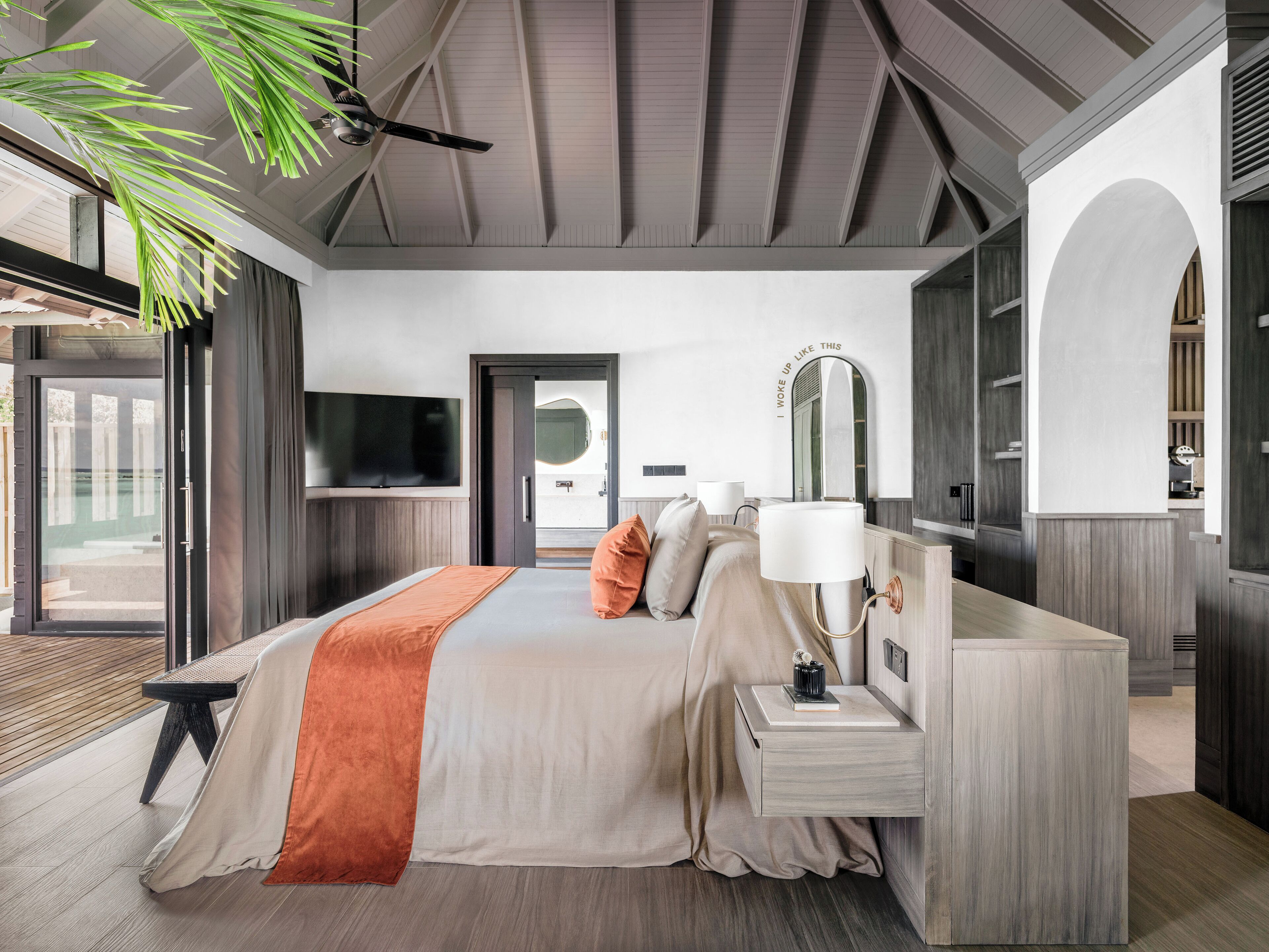 Villa, alberca privada (seaplane transfer for 2 guests) | Ropa de cama de alta calidad y minibar 