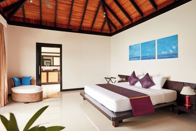 Premium bedding, minibar, in-room safe, desk