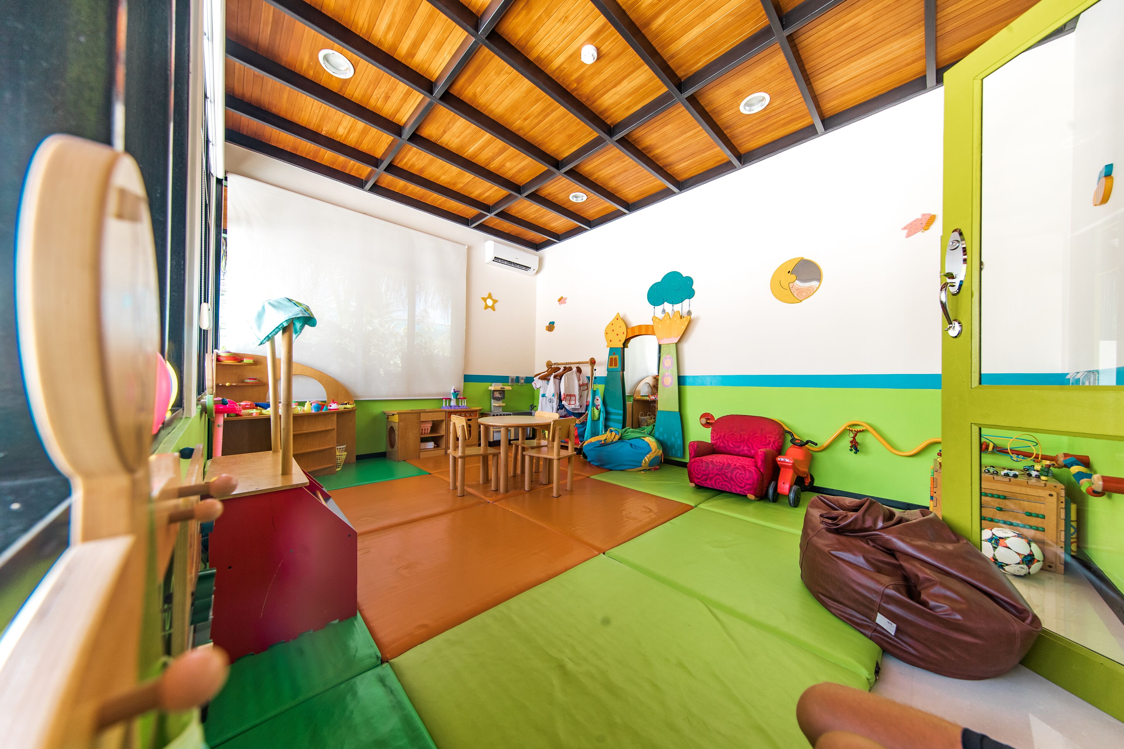 children’s play area – indoor