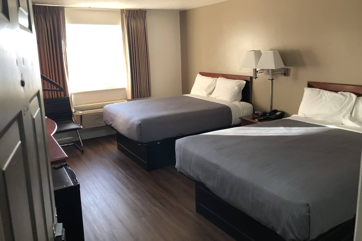 Standard Double Room | Iron/ironing board, free WiFi, bed sheets