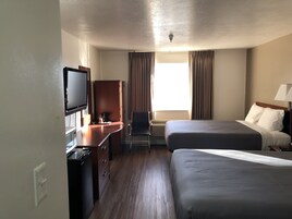 Standard Room, 1 Queen Bed