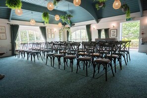 Breakfast, lunch and dinner served