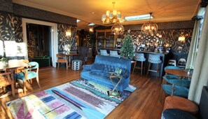 Bar (on property) - Ravenstone Manor (Keswick)