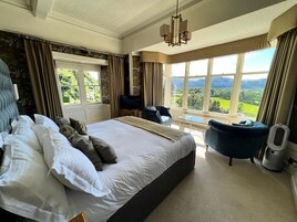 슈피리어룸, 킹사이즈침대 1개, 산 전망 | 책상, 다리미/다리미판, 무료 WiFi, 침대 시트