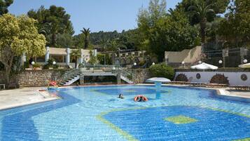 Outdoor pool, pool umbrellas, pool loungers