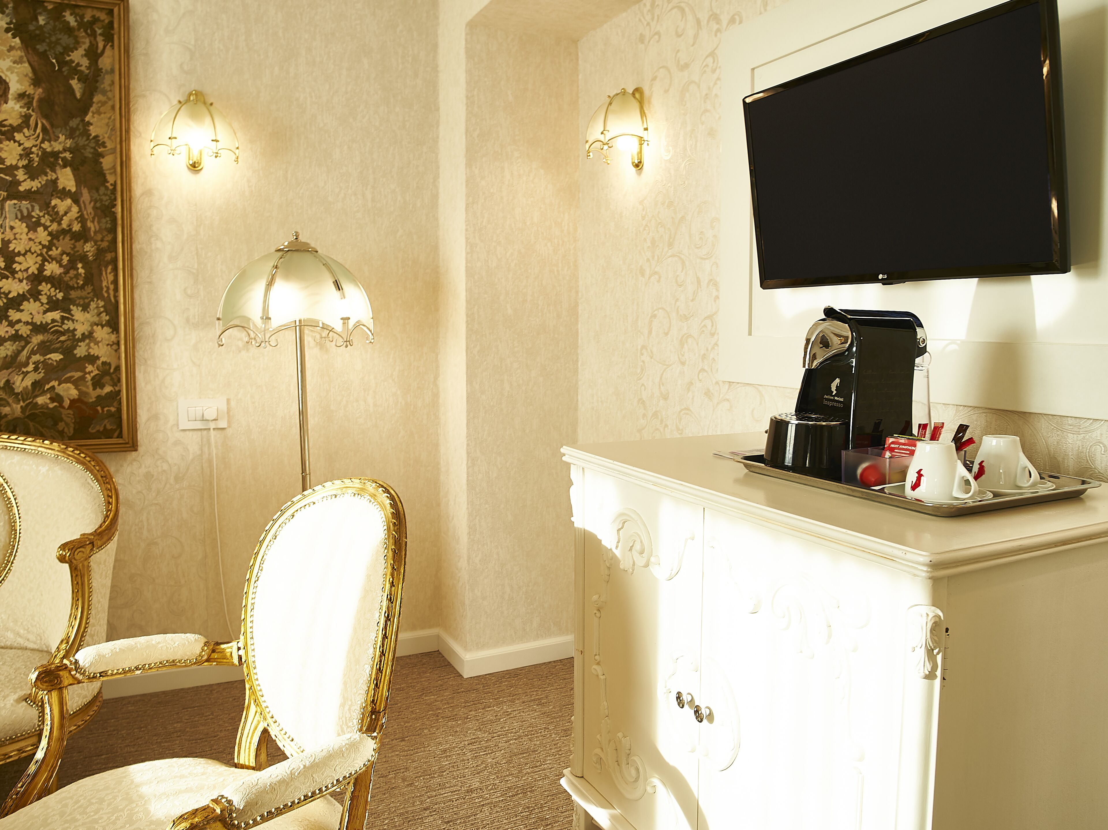 1 bedroom, minibar, in-room safe, desk