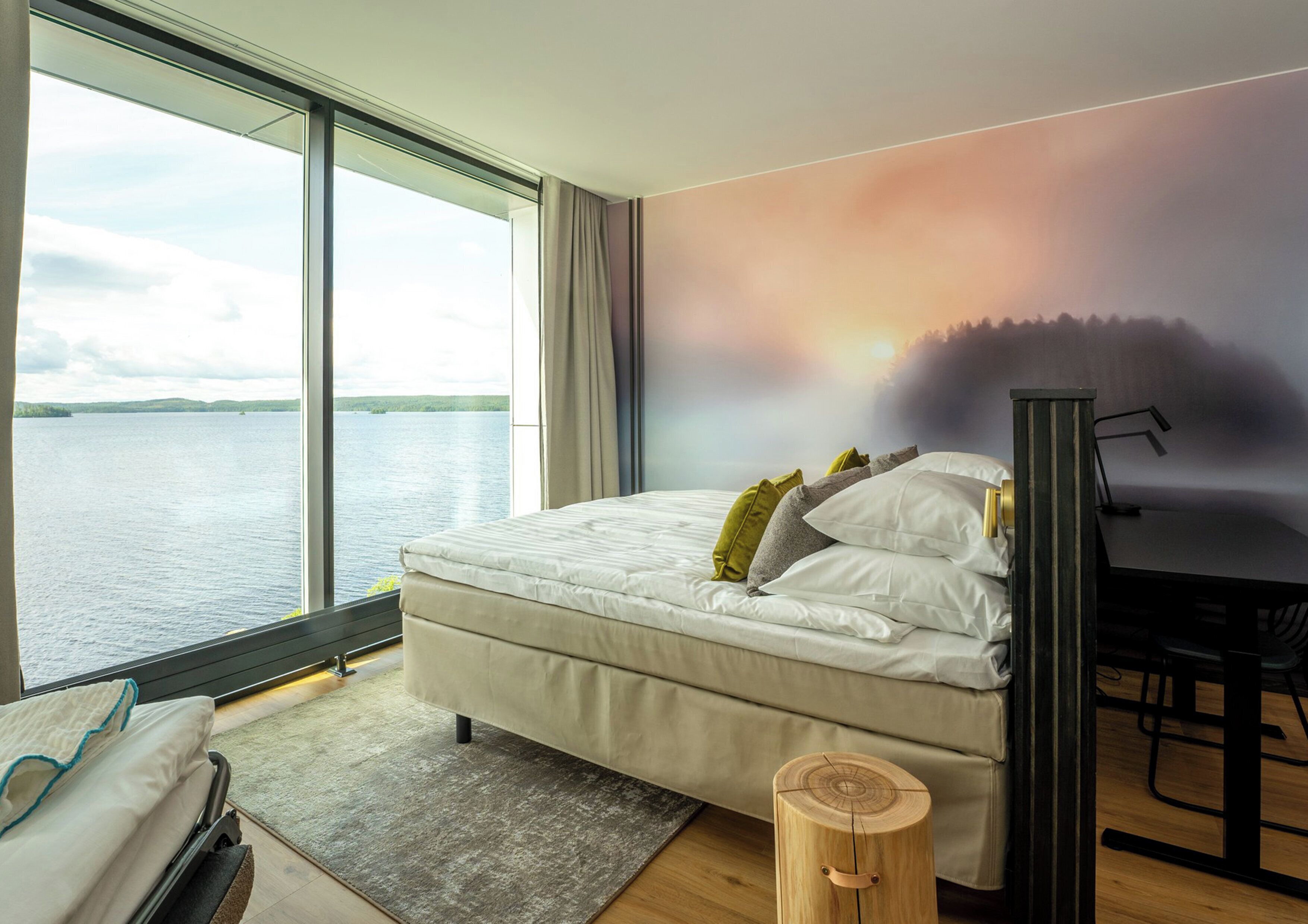 Superior Room, 1 King Bed (SuperiorX - two extra beds possible)