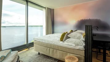 Superior Room, 1 King Bed (SuperiorX - two extra beds possible)