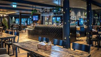 3 Restaurants; Frühstück, Mittagessen und Abendessen werden serviert