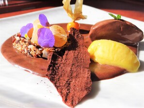 Breakfast, lunch, dinner served; French cuisine