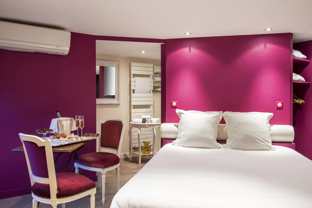 1 bedroom, premium bedding, minibar, individually decorated