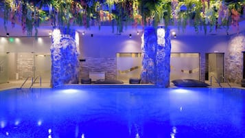 Indoor pool, outdoor pool