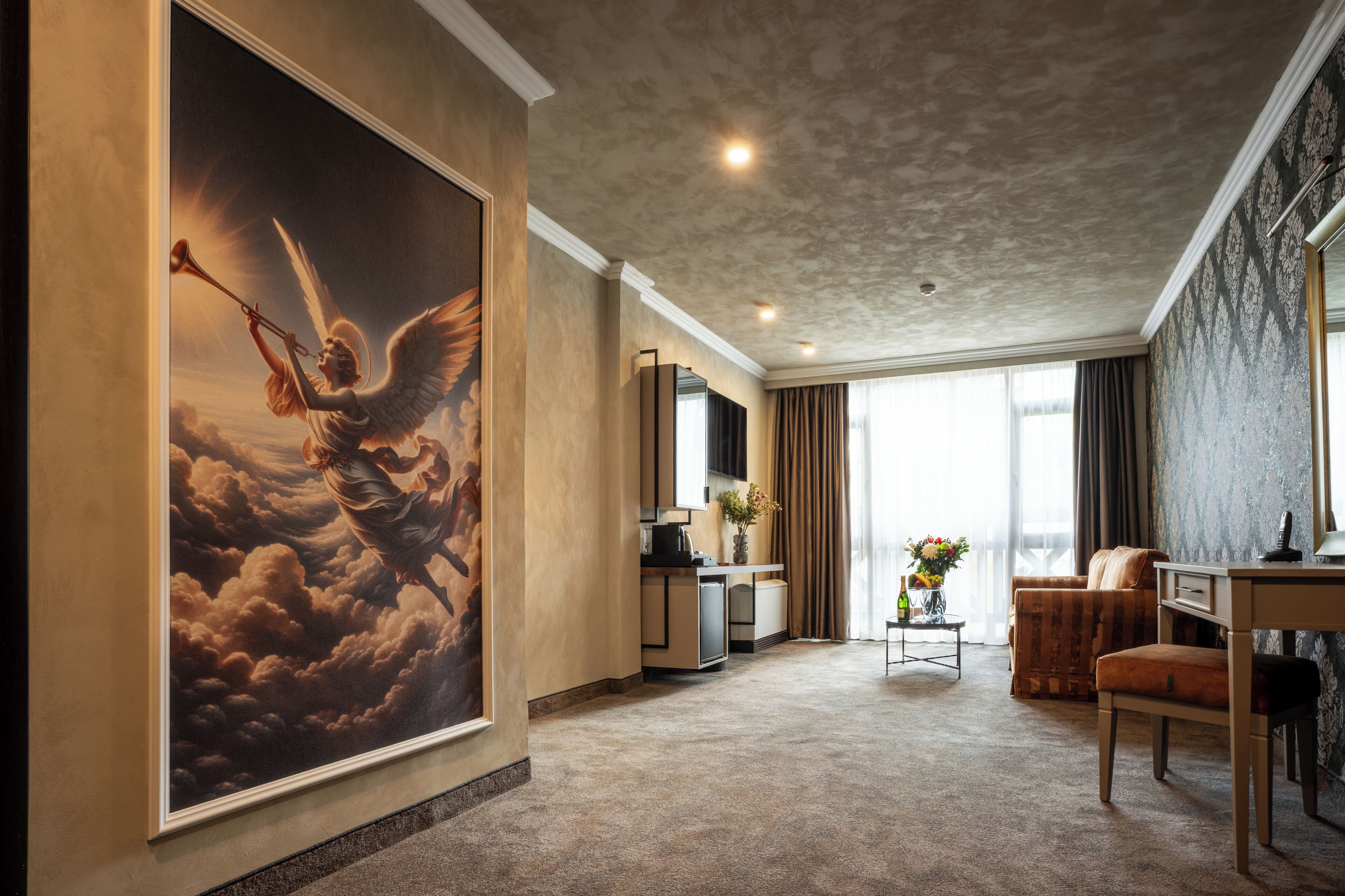 Deluxe Apartment | Premium bedding, minibar, in-room safe, individually decorated