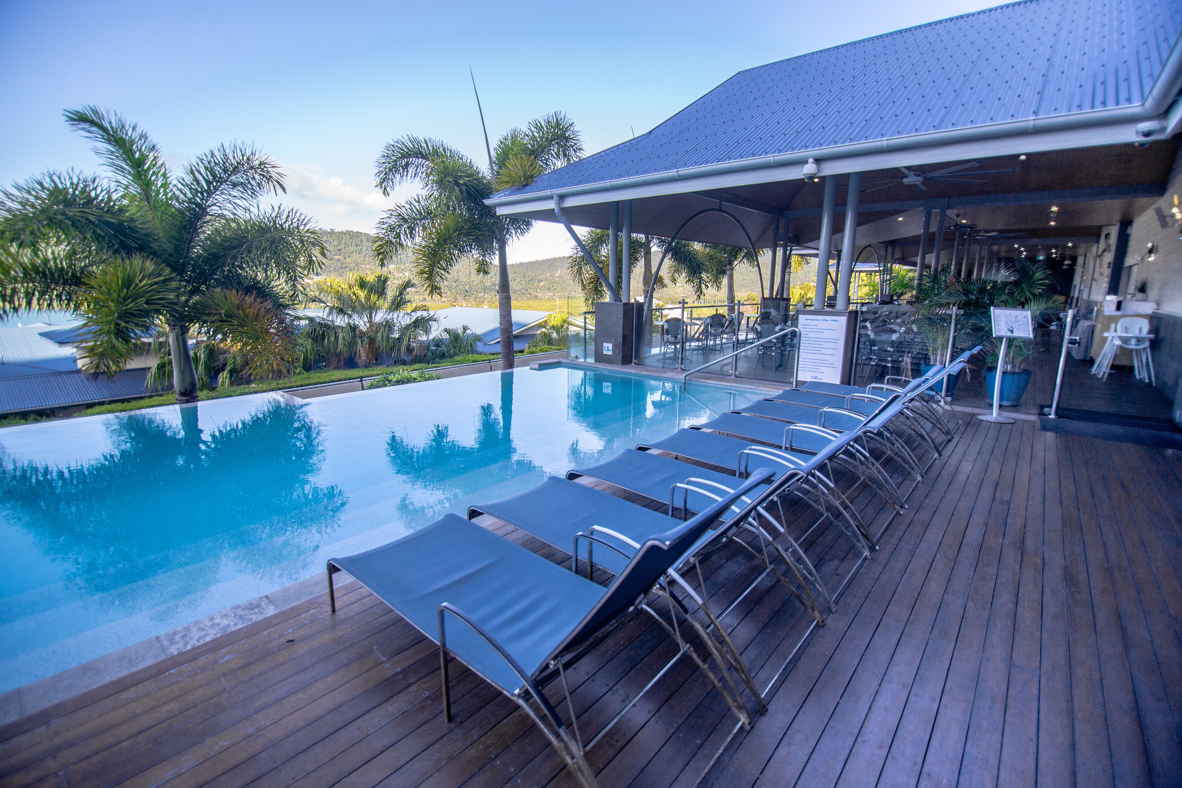 Club Wyndham Airlie Beach — image 25