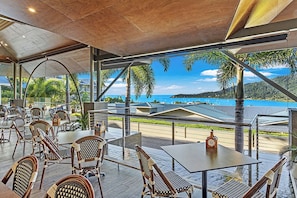 Breakfast, lunch, dinner served; Asian cuisine, sea views