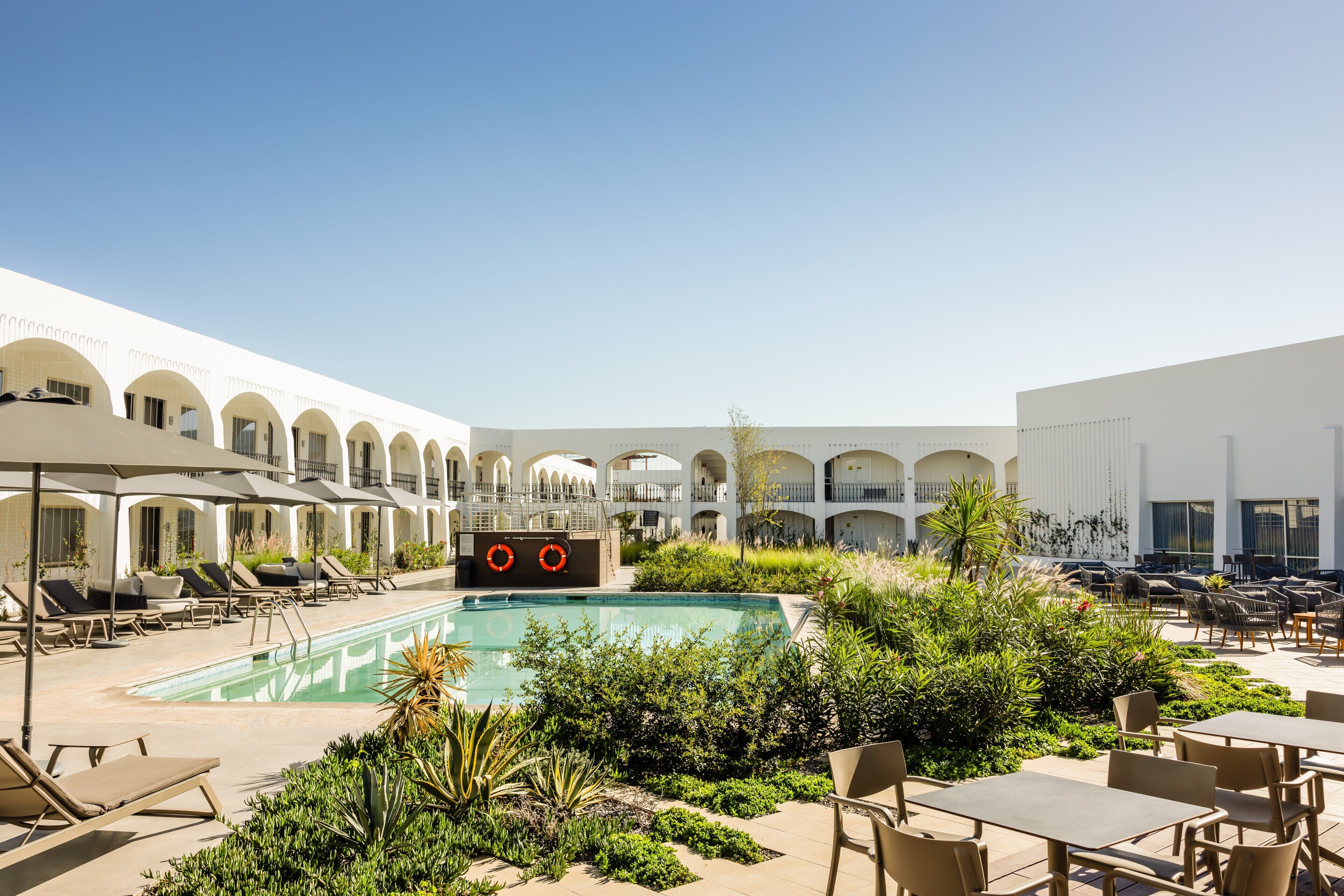 seasonal outdoor pool