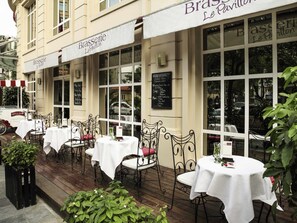 Bar (on property) - Mercure Hanoi La Gare (Hanoi)