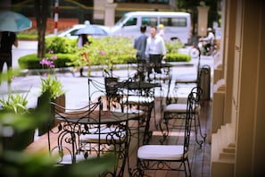 Breakfast, lunch, dinner served; international cuisine, garden views