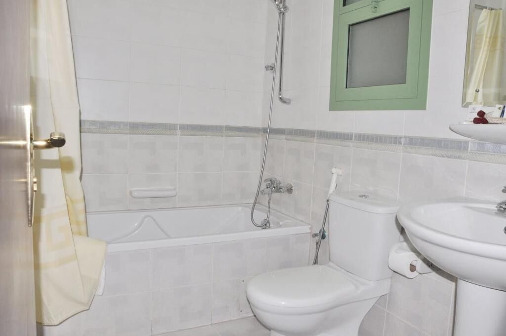 Photo - Safeer Plaza Hotel