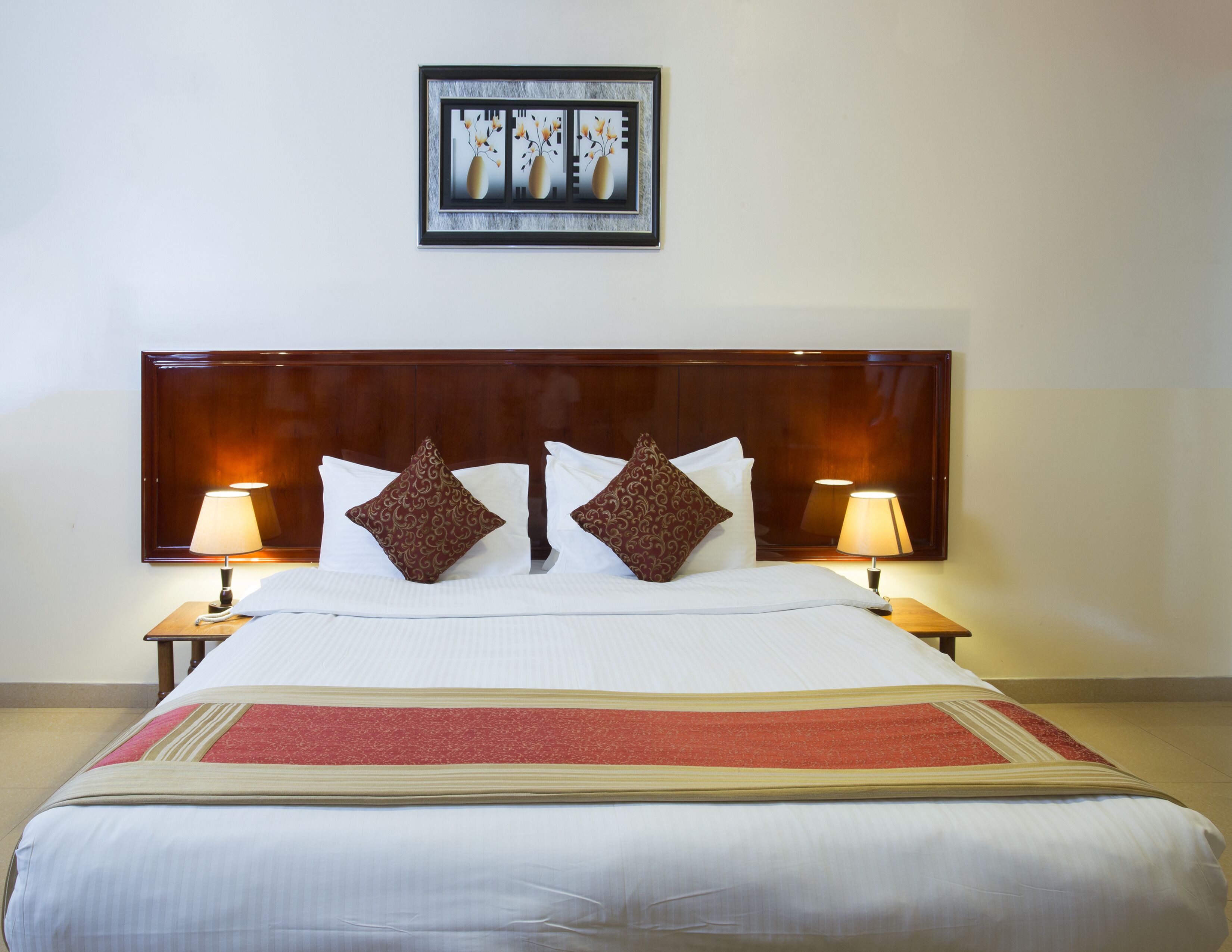 Photo - Safeer Plaza Hotel