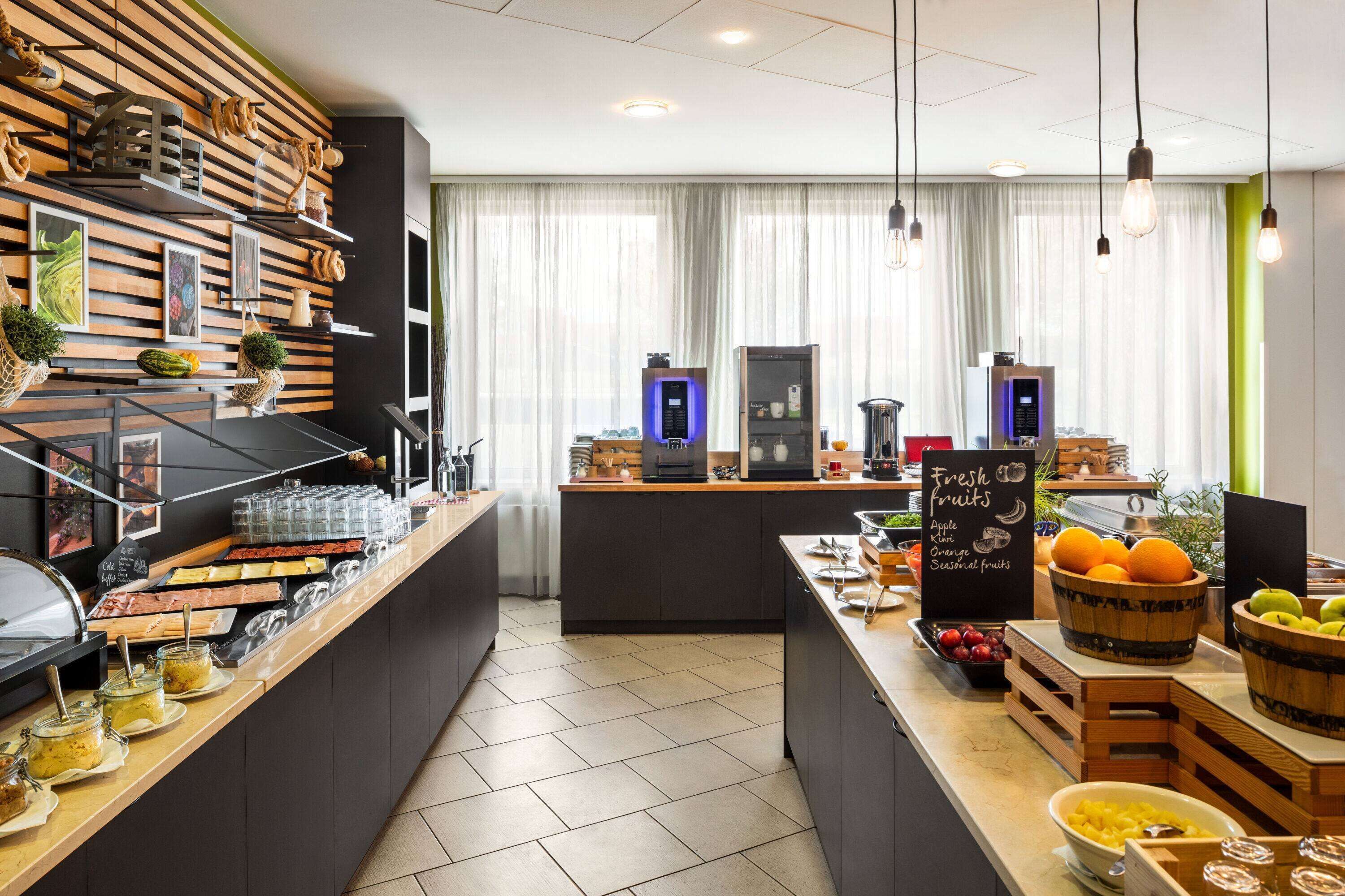 daily to-go breakfast (eur 10.00 per person)