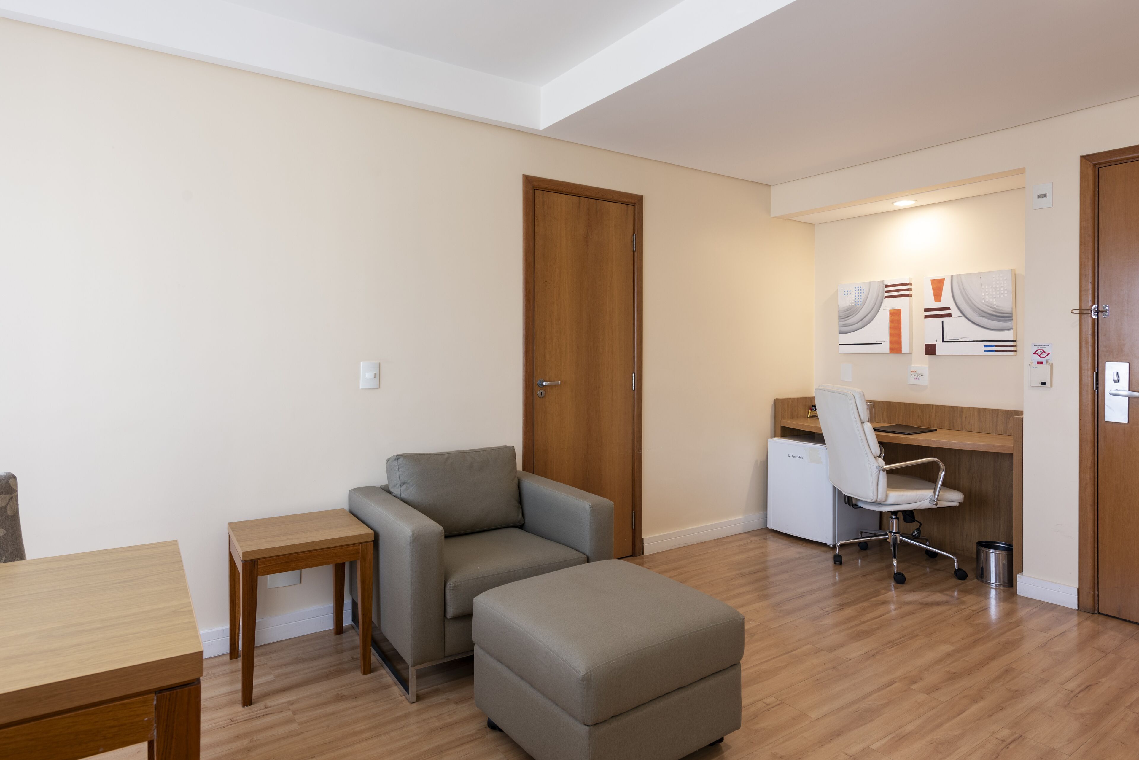 superior double room | 1 bedroom, minibar, in-room safe, desk