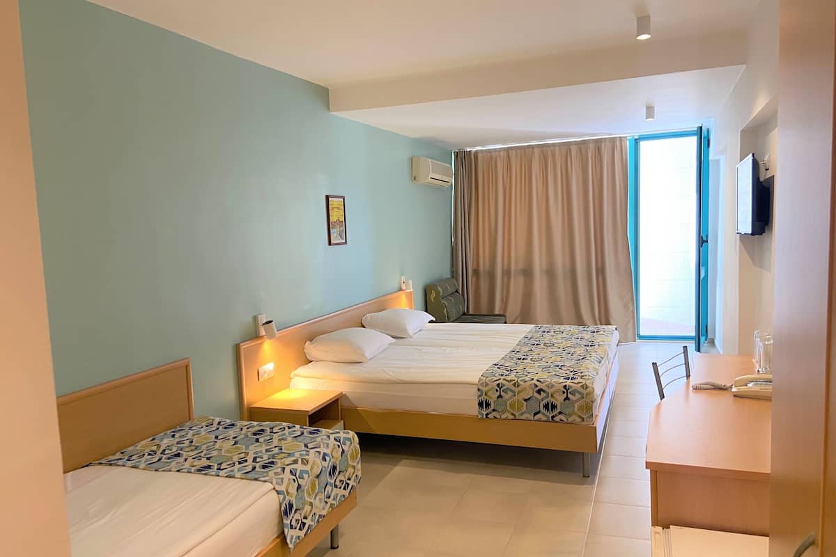 Triple Room, Sea View