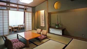 Traditional Room | Living room | TV