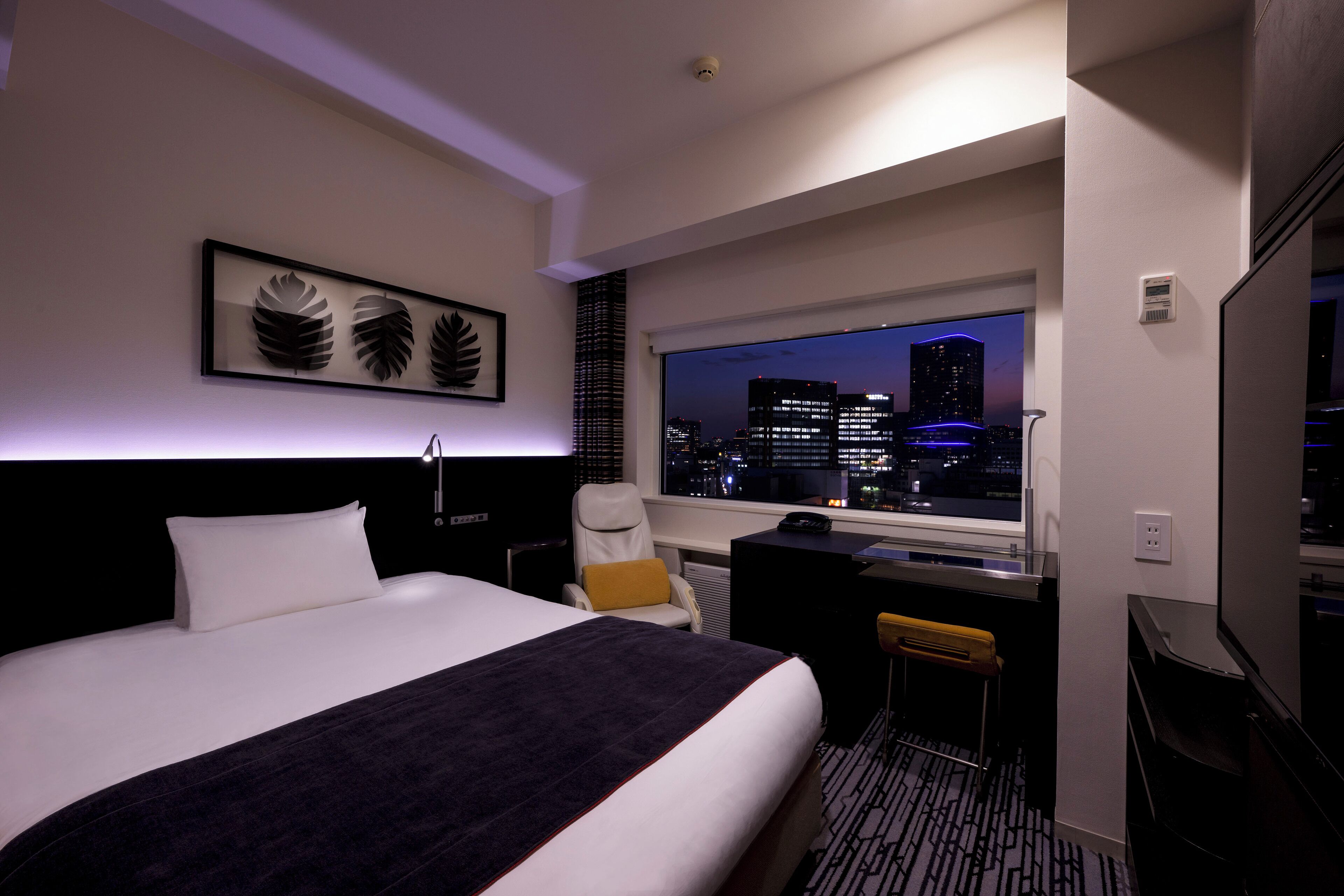 經濟雙人房, 非吸煙房 | 客房內保險箱、書桌、免費無線上網、床單