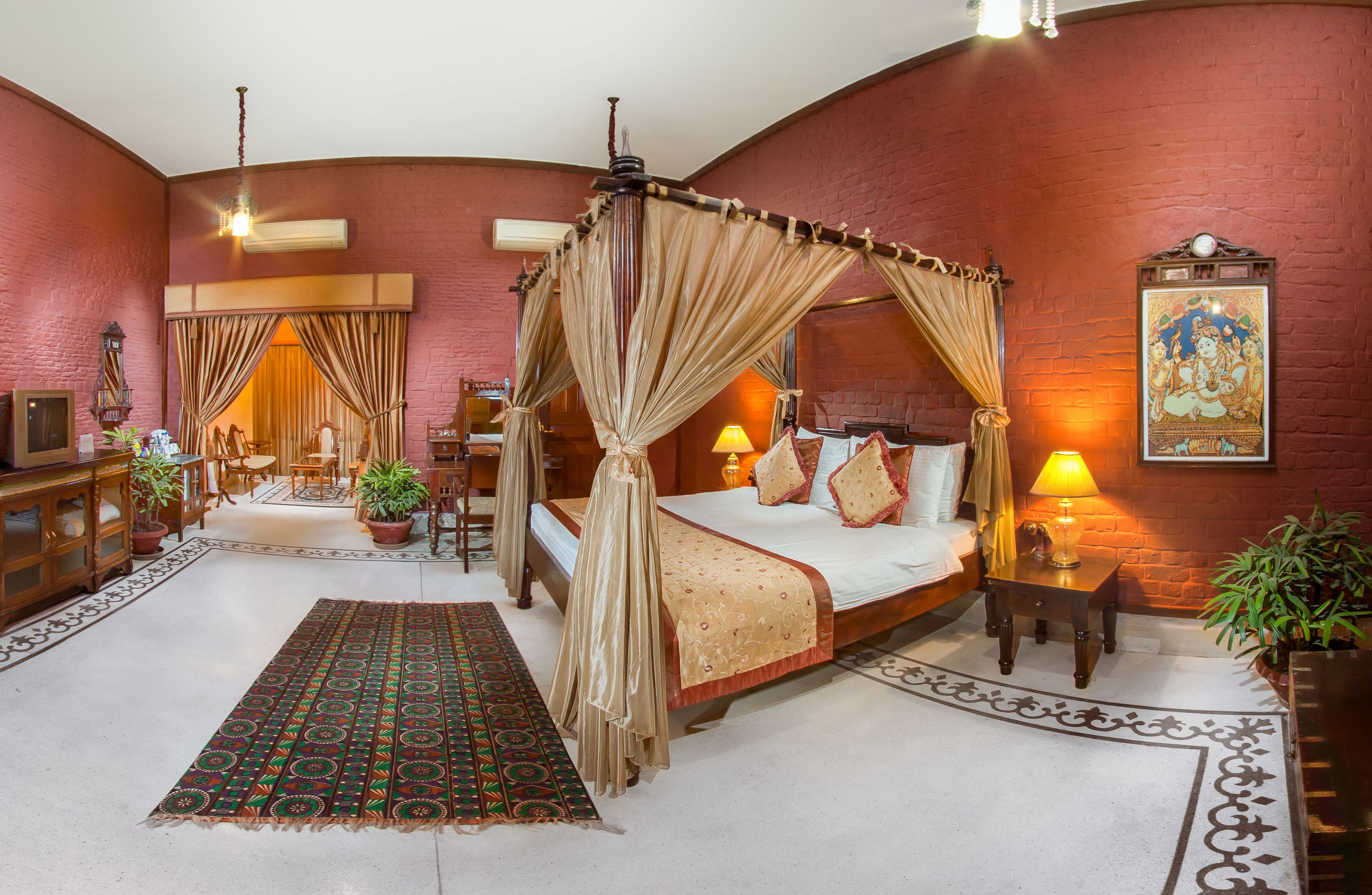 Ropa de cama de alta calidad, minibar y decoración personalizada 