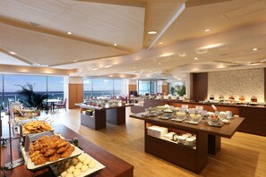 Morgenmadsbuffet hver dag (1500 JPY pr. person)