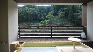 Luxury Twin Room (with Open Air Bath) | Tab mandi berendam