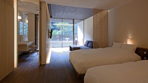 Luxury Twin Room (with Open Air Bath)