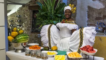 Free daily cooked-to-order breakfast