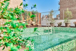 Indoor pool, seasonal outdoor pool