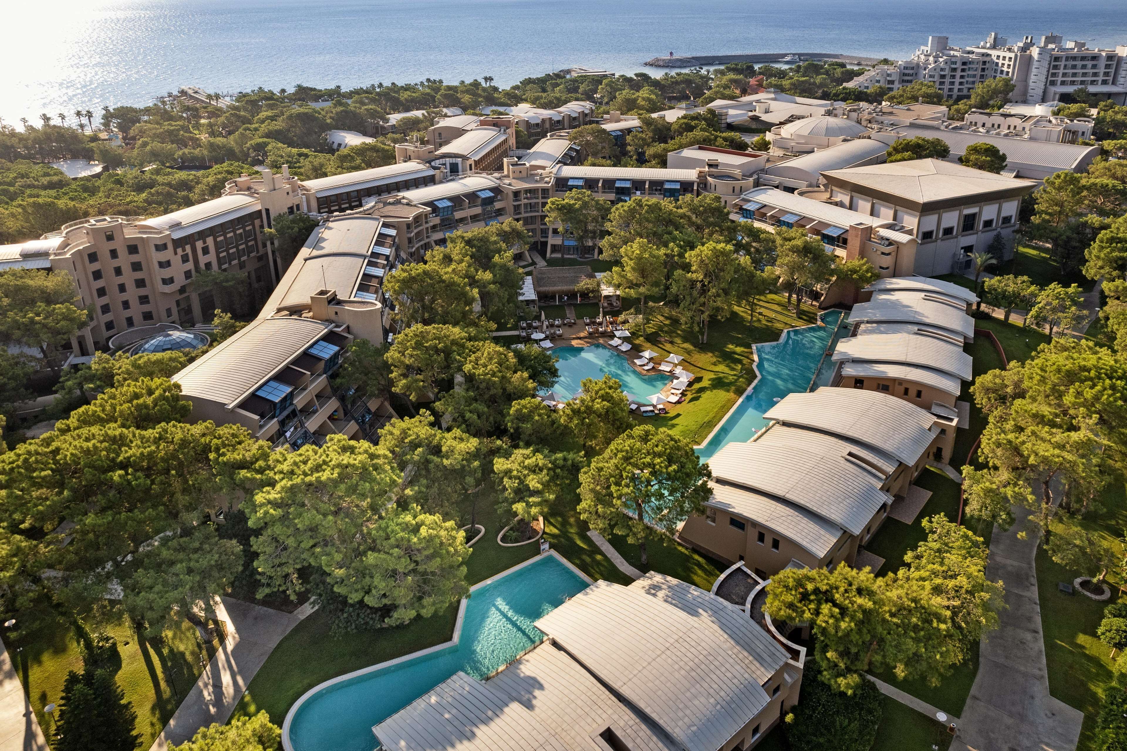 Indoor pool, seasonal outdoor pool, pool umbrellas, sun loungers