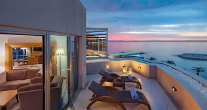 Rixos Sungate - The Land of Legends Access