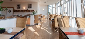 Breakfast area - Hotel Arkadia (Friedrichsdorf)
