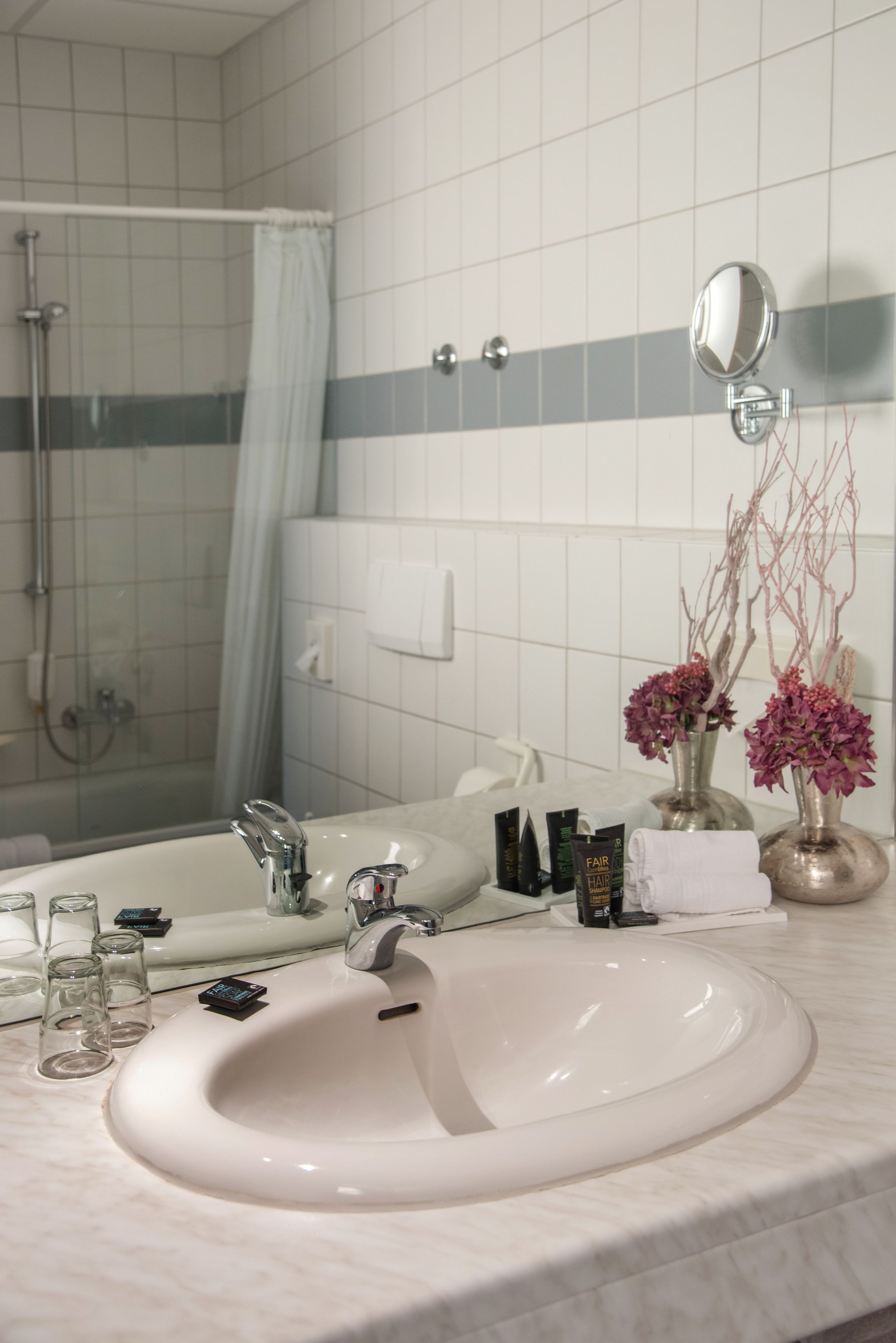 penthouse, 1 king bed | deep-soaking bathtub